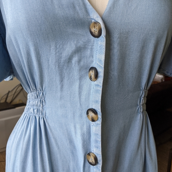 Zara denim dress - Picture 8 of 9
